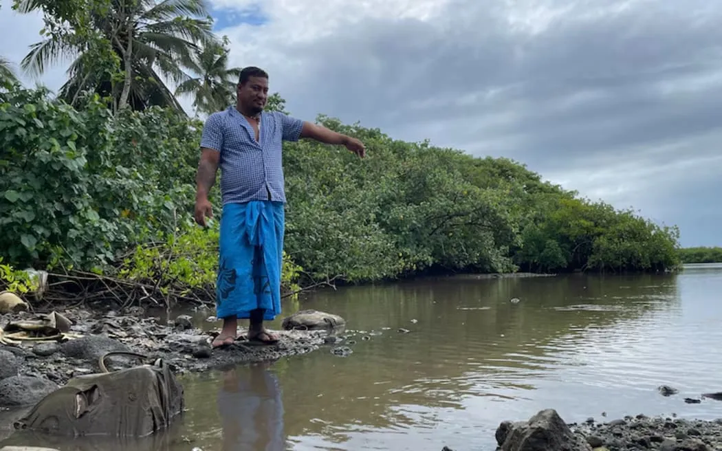 Sinking of New Zealand Navy ship Manawanui continues to impact Samoan villages, as community threatens legal action